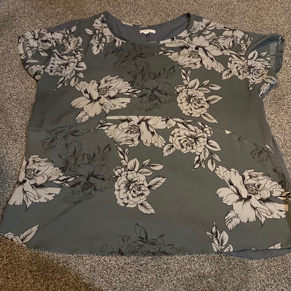 Maurices Tops - Maurice’s Floral Top